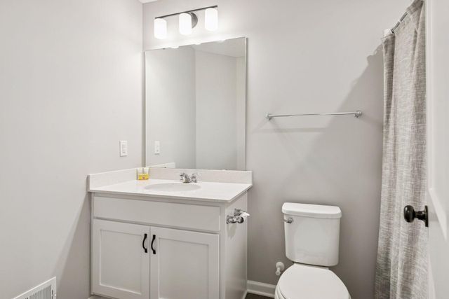 2280 Polar Way, North Saint Paul, MN 55109