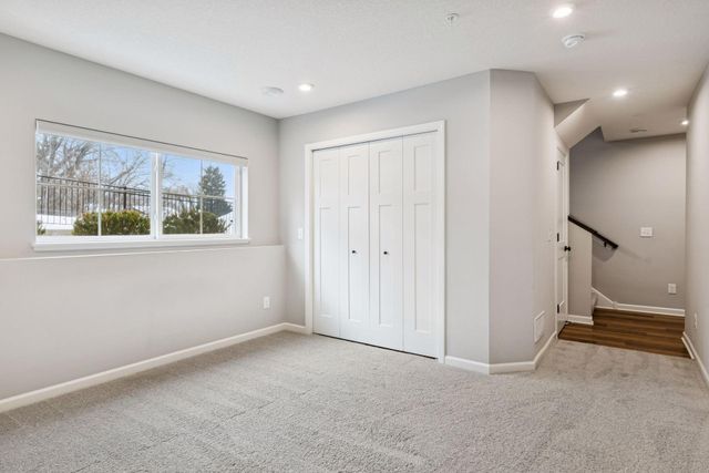 2280 Polar Way, North Saint Paul, MN 55109