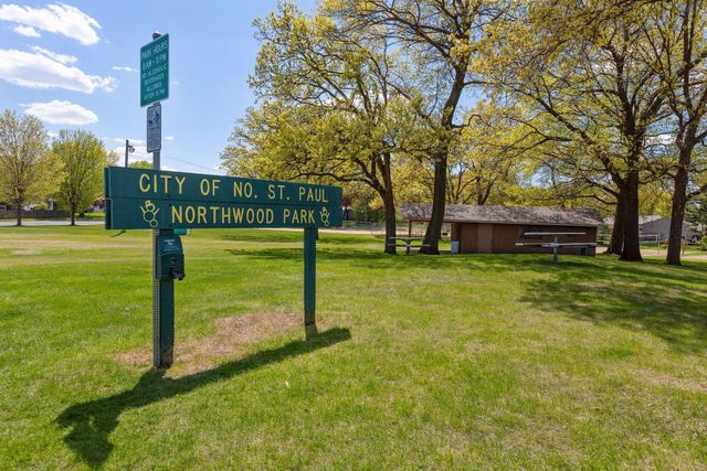 2280 Polar Way, North Saint Paul, MN 55109