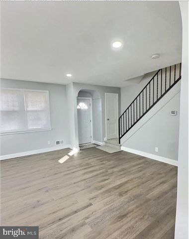 4235 NORFOLK AVE, Baltimore, MD 21216