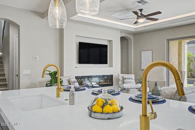 4093 E JESSE Street, Gilbert, AZ 85295