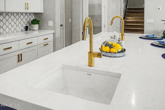 4093 E JESSE Street, Gilbert, AZ 85295