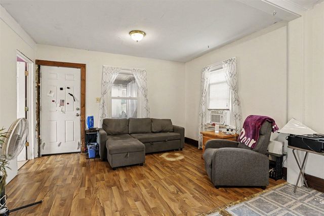 1349 Hickory Street, Niles, MI 49120