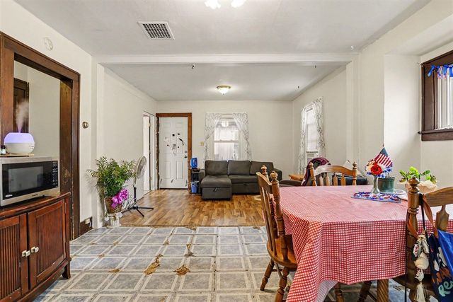 1349 Hickory Street, Niles, MI 49120