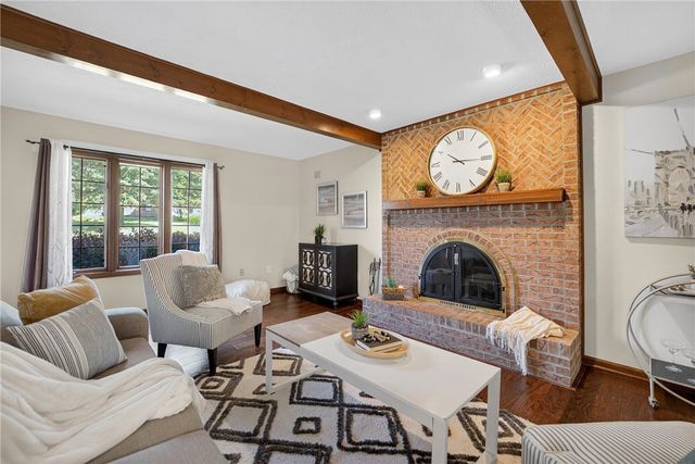 2455 Dogwood Dr, Franklin Park, PA 15090