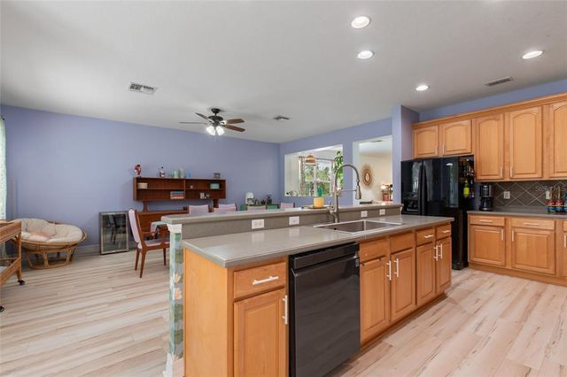 690 CASCADING CREEK LANE, Winter Garden, FL 34787