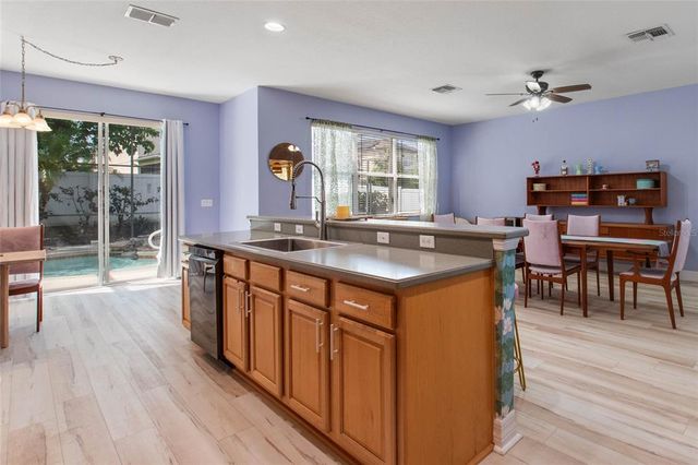 690 CASCADING CREEK LANE, Winter Garden, FL 34787