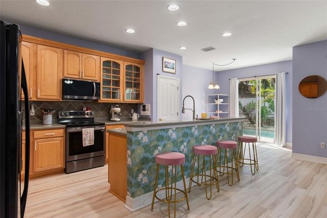 690 CASCADING CREEK LANE, Winter Garden, FL 34787