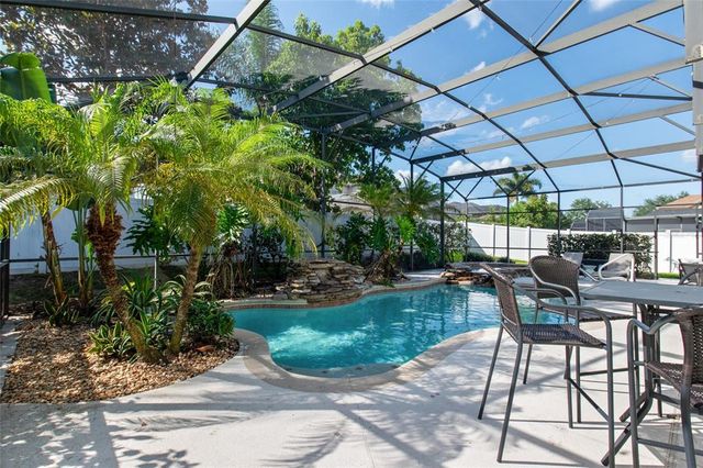 690 CASCADING CREEK LANE, Winter Garden, FL 34787
