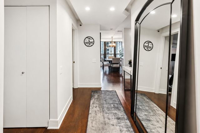 1030 N STATE Street 2GH, Chicago, IL 60610