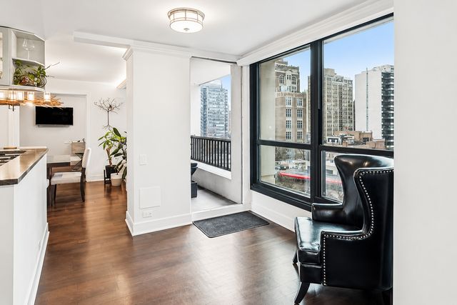1030 N STATE Street 2GH, Chicago, IL 60610