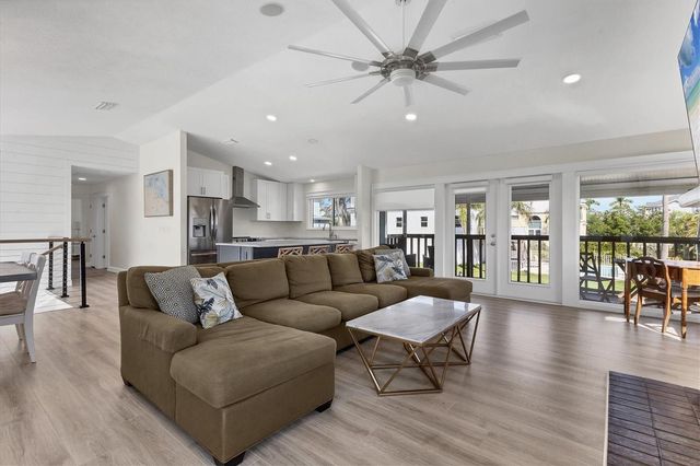 825 TARAWITT DRIVE, Longboat Key, FL 34228