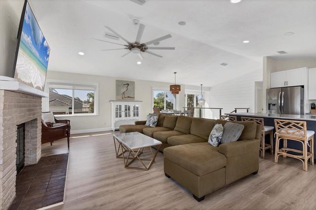 825 TARAWITT DRIVE, Longboat Key, FL 34228