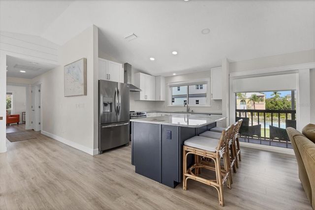 825 TARAWITT DRIVE, Longboat Key, FL 34228