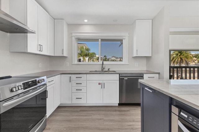 825 TARAWITT DRIVE, Longboat Key, FL 34228