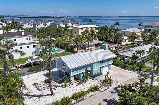 825 TARAWITT DRIVE, Longboat Key, FL 34228
