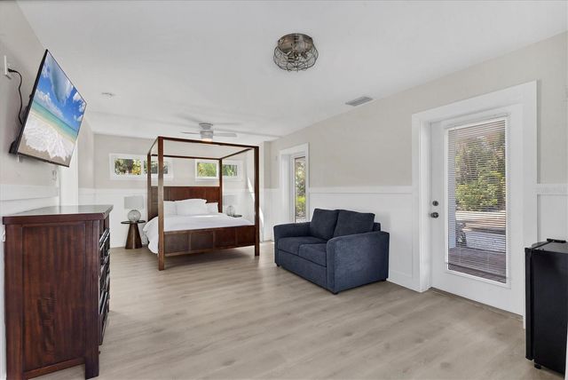 825 TARAWITT DRIVE, Longboat Key, FL 34228