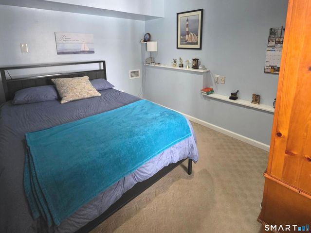 18 North Lake Shore Drive, Brookfield, CT 06804