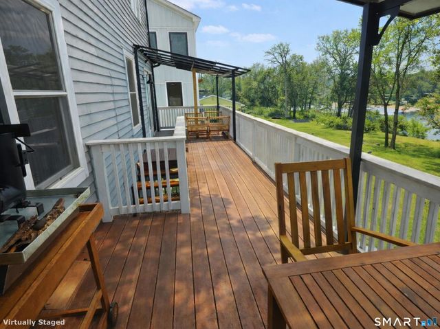 18 North Lake Shore Drive, Brookfield, CT 06804