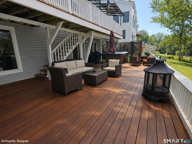 18 North Lake Shore Drive, Brookfield, CT 06804