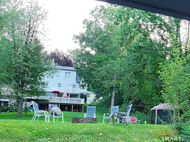 18 North Lake Shore Drive, Brookfield, CT 06804