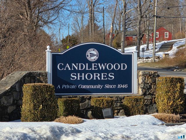 18 North Lake Shore Drive, Brookfield, CT 06804