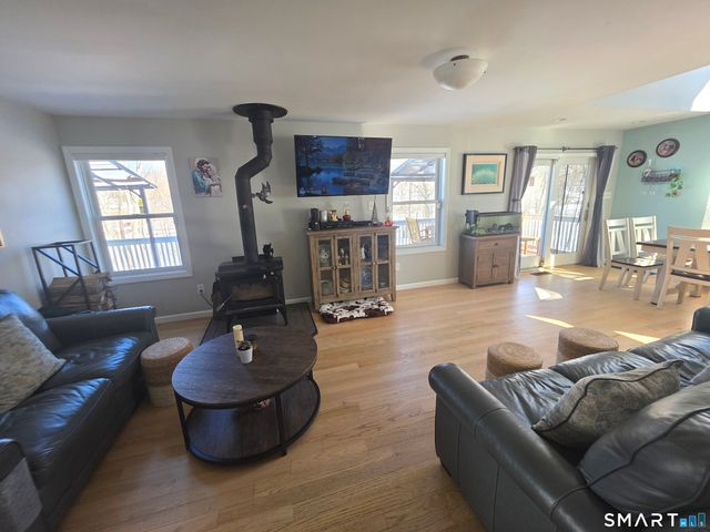 18 North Lake Shore Drive, Brookfield, CT 06804