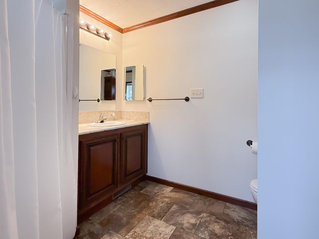 310 Friar Tuck Drive, Exeter, NH 03833