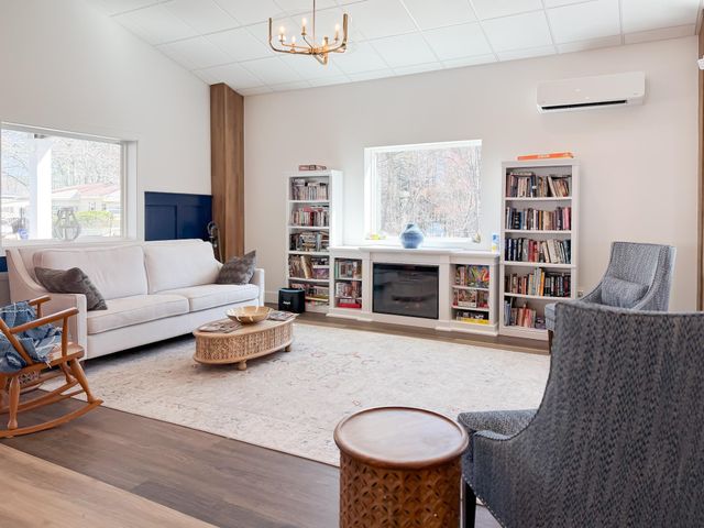 310 Friar Tuck Drive, Exeter, NH 03833
