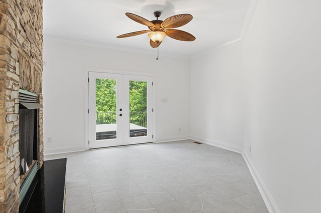 2214 Trieste Trl, Adams, TN 37010