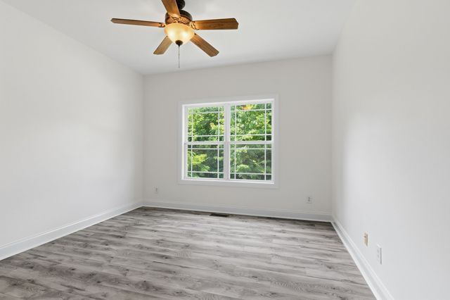 2214 Trieste Trl, Adams, TN 37010