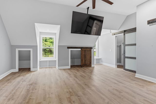 2214 Trieste Trl, Adams, TN 37010