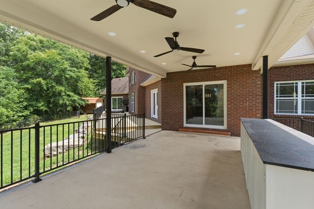 2214 Trieste Trl, Adams, TN 37010