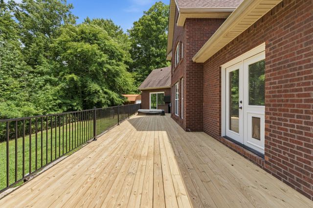 2214 Trieste Trl, Adams, TN 37010