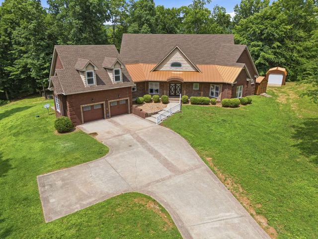 2214 Trieste Trl, Adams, TN 37010