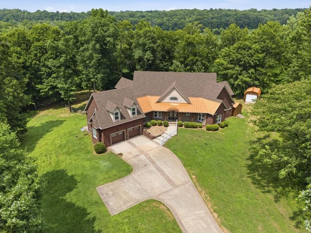 2214 Trieste Trl, Adams, TN 37010