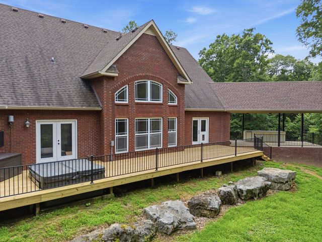 2214 Trieste Trl, Adams, TN 37010