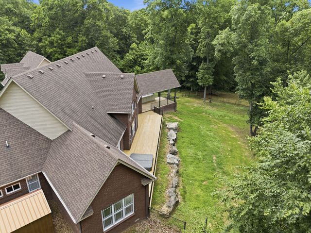 2214 Trieste Trl, Adams, TN 37010