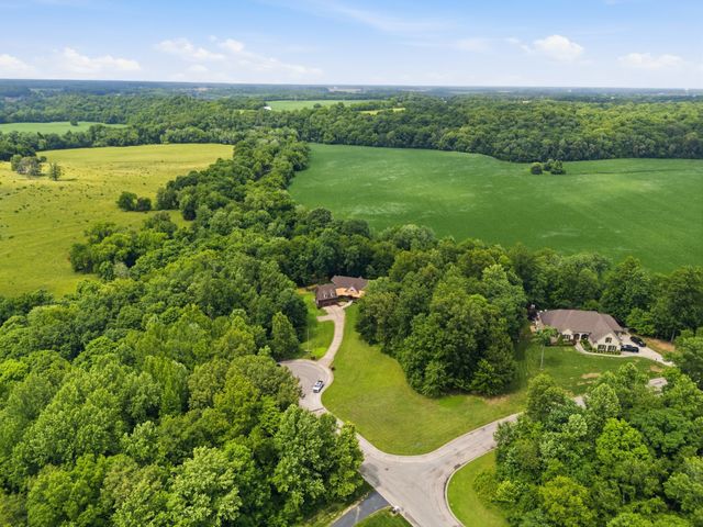 2214 Trieste Trl, Adams, TN 37010