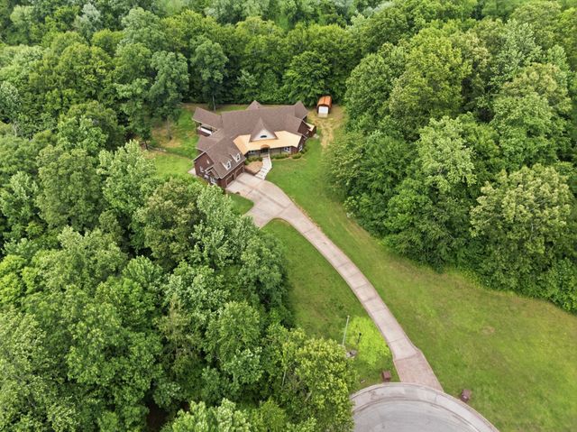 2214 Trieste Trl, Adams, TN 37010