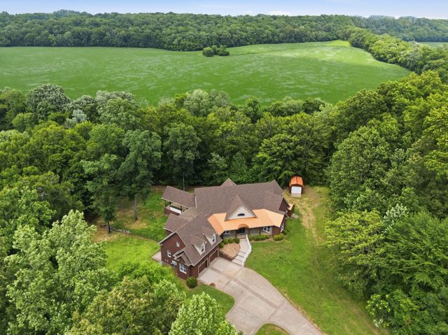 2214 Trieste Trl, Adams, TN 37010