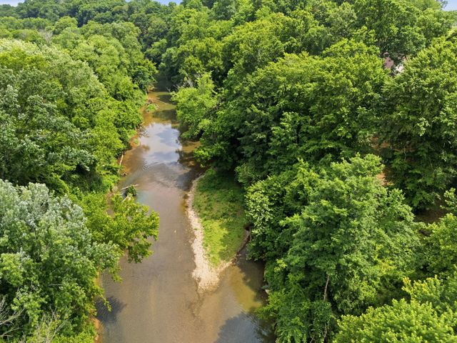 2214 Trieste Trl, Adams, TN 37010