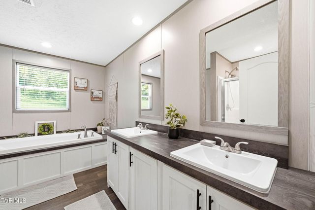 5605 Livingston Creek Road, Bristol, VA 24202