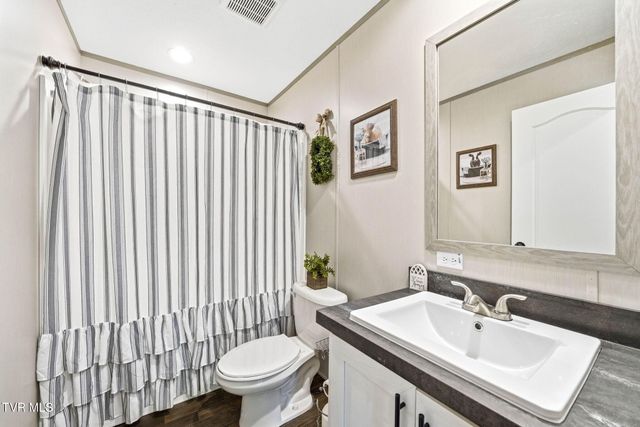 5605 Livingston Creek Road, Bristol, VA 24202