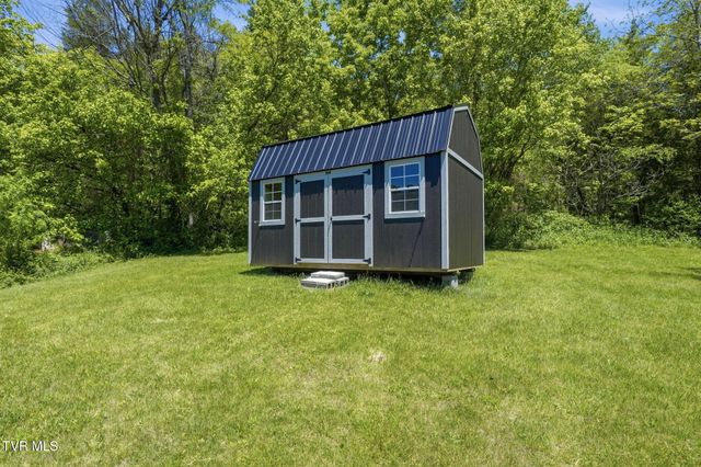 5605 Livingston Creek Road, Bristol, VA 24202