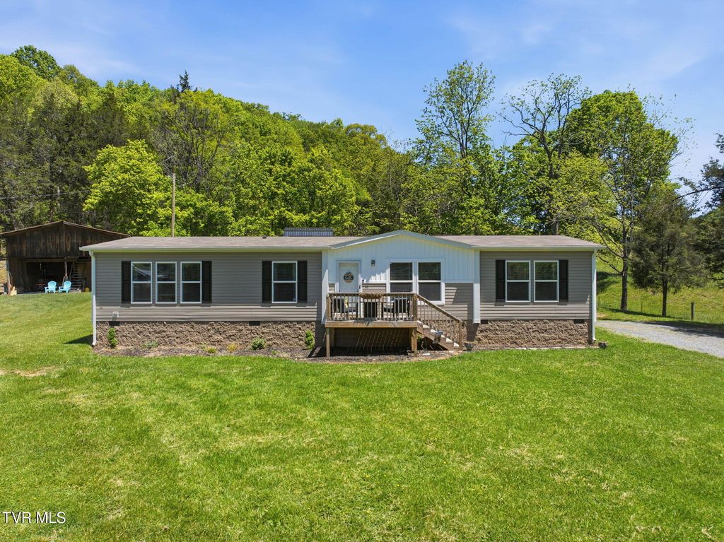 5605 Livingston Creek Road, Bristol, VA 24202