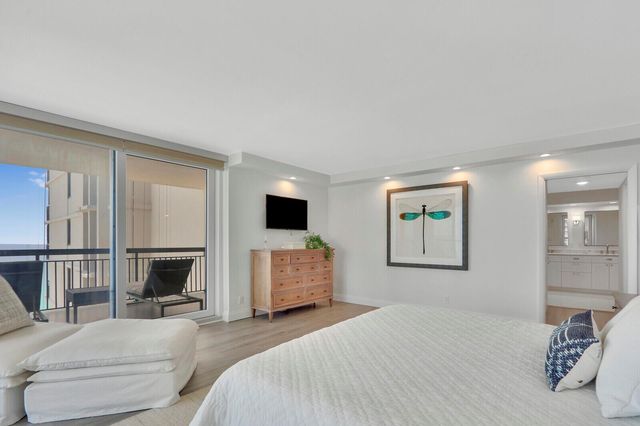 5380 N Ocean Drive 18j, Singer Island, FL 33404