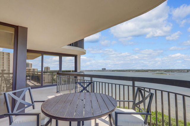 5380 N Ocean Drive 18j, Singer Island, FL 33404