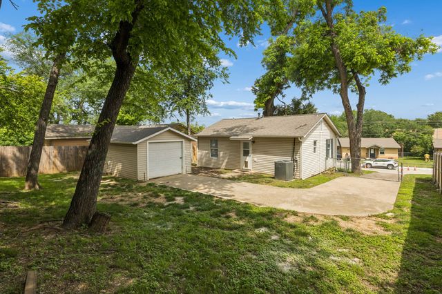 1514 Baxley Street, Carrollton, TX 75006