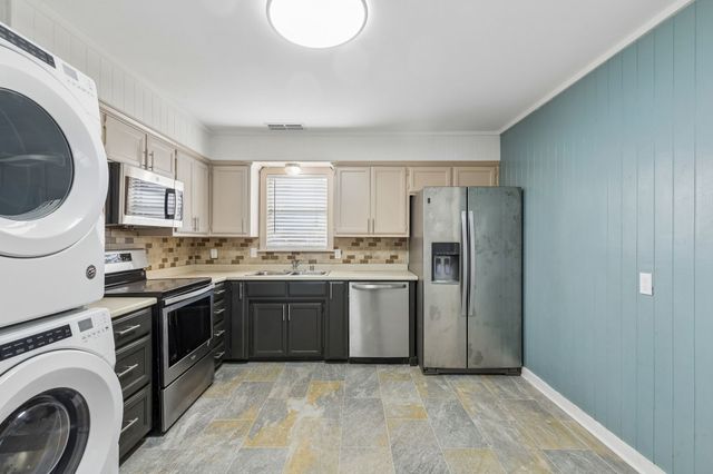 1514 Baxley Street, Carrollton, TX 75006